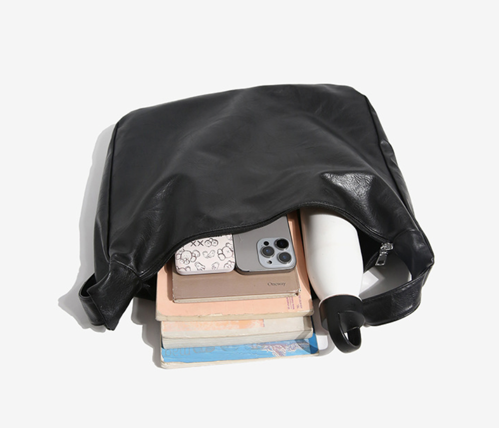 Soft leather large capacity shoulder bag