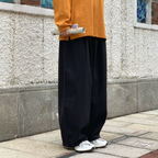タック入りハイウエストパンツ