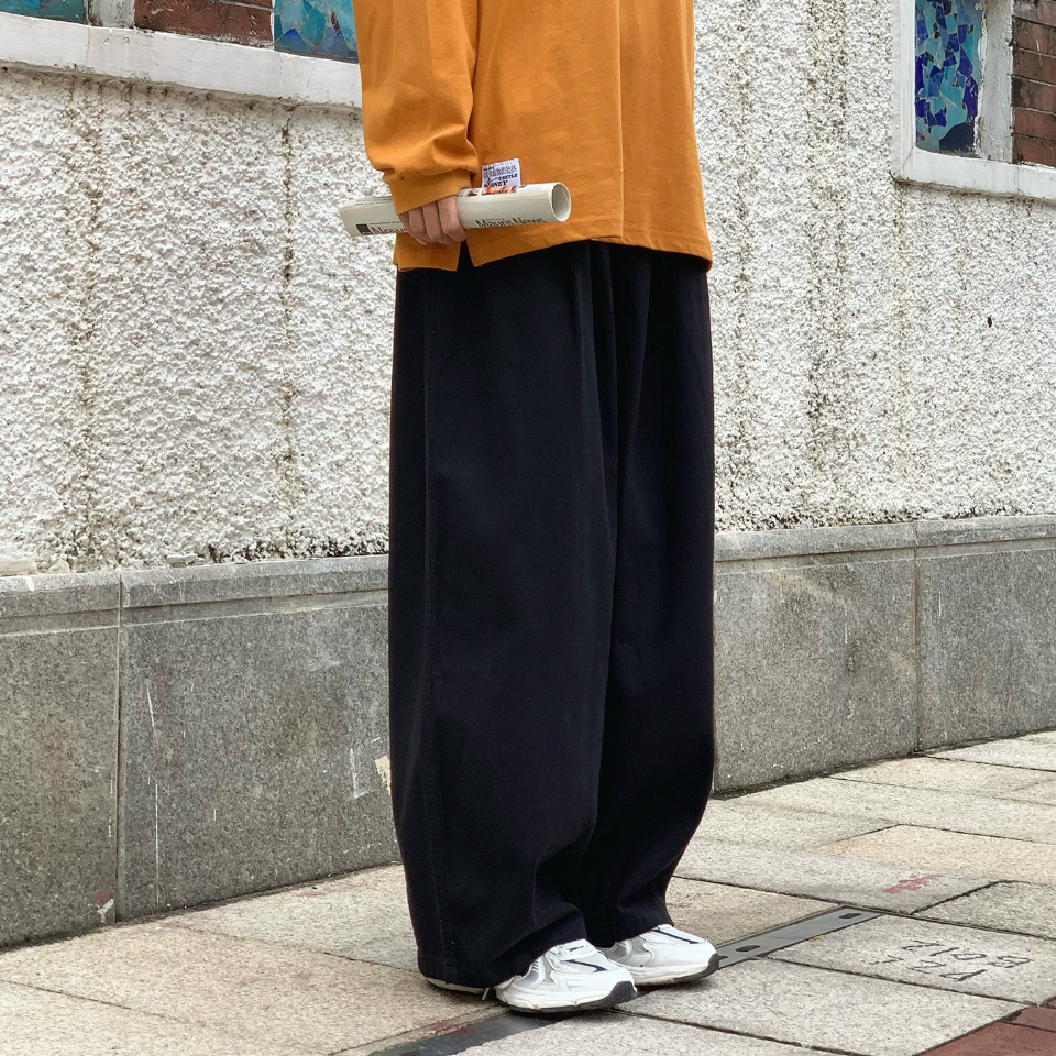 タック入りハイウエストパンツ