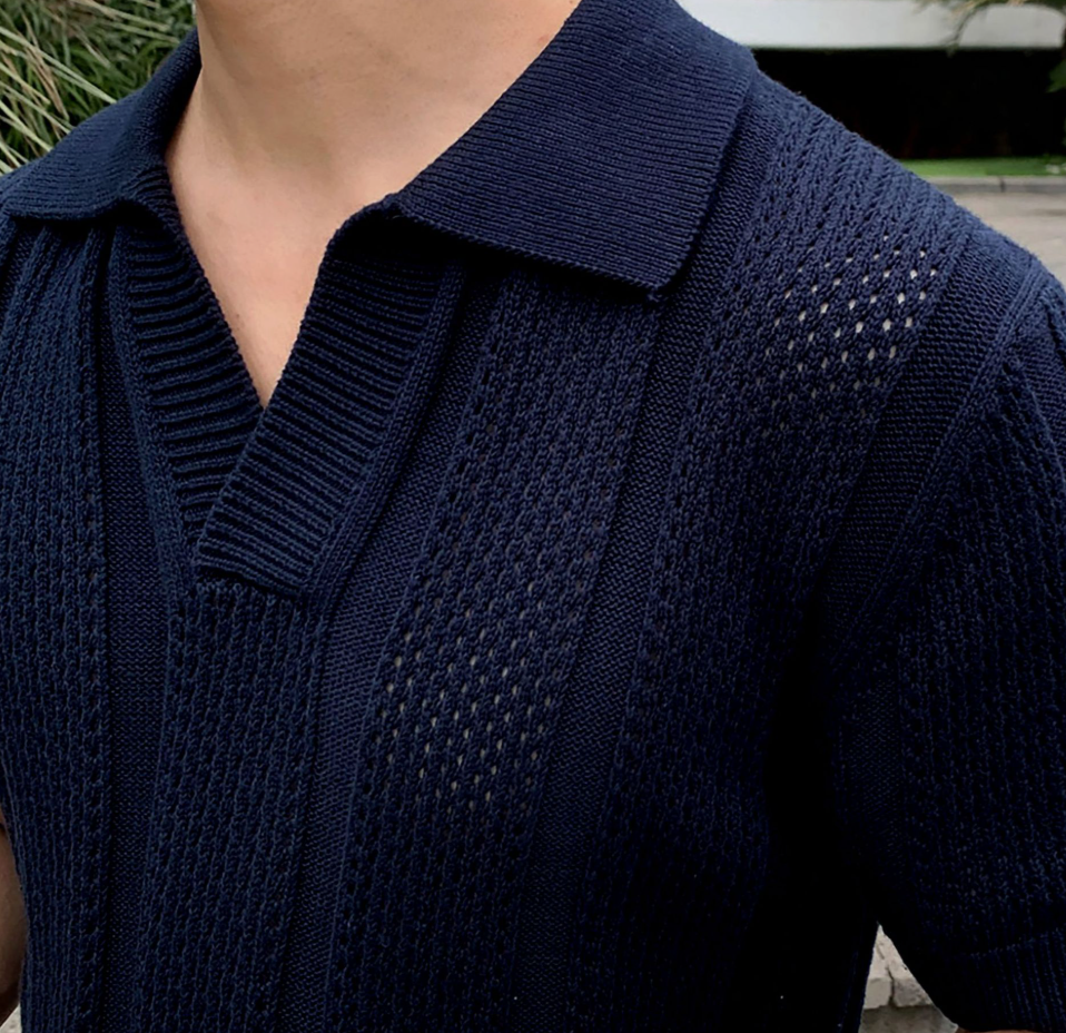 Short sleeve knit polo shirt