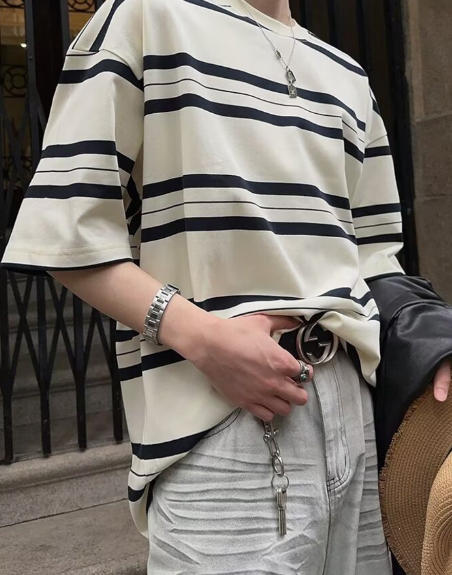 Oversized border short sleeve T-shirt