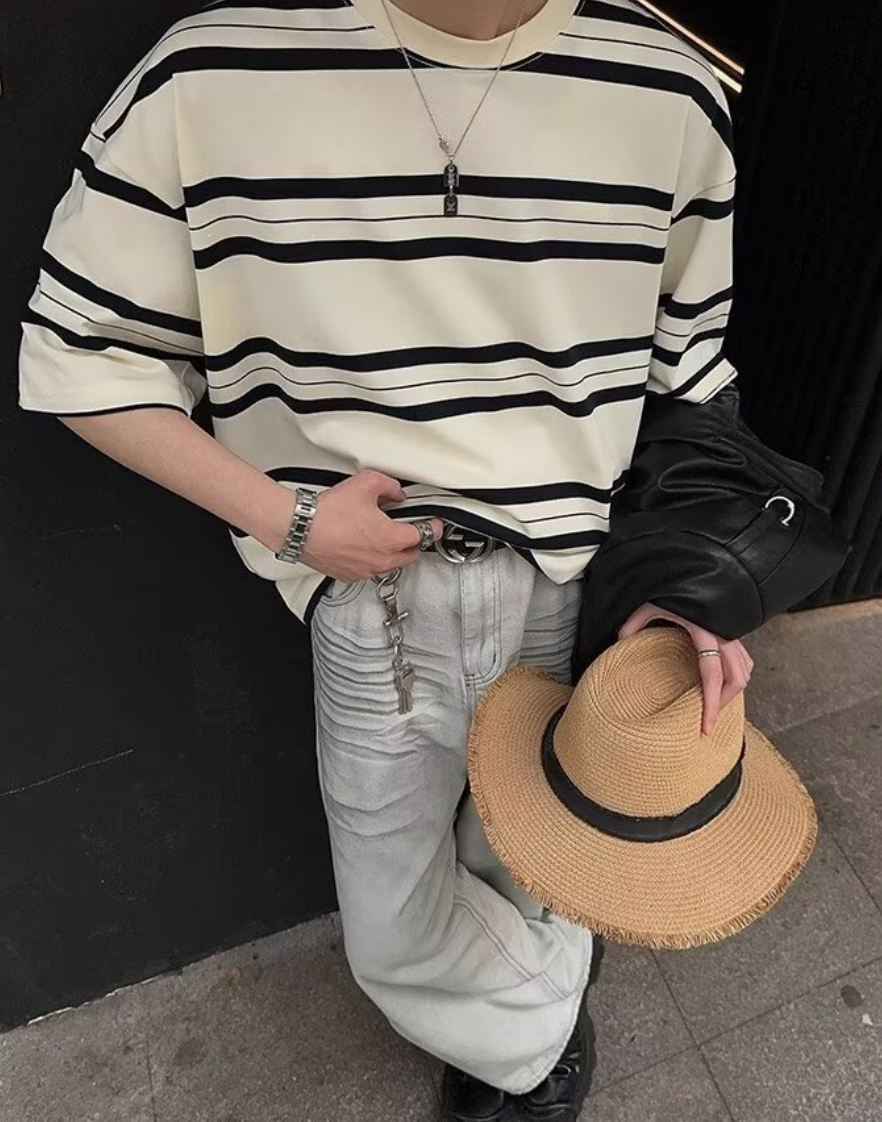 Oversized border short sleeve T-shirt