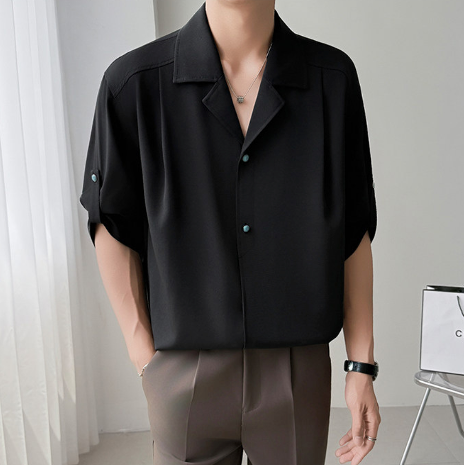 White short sleeve shirt