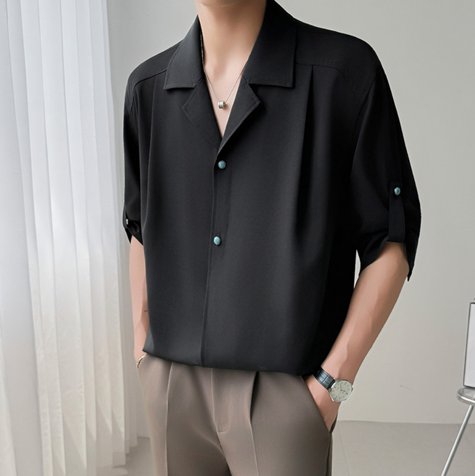 White short sleeve shirt