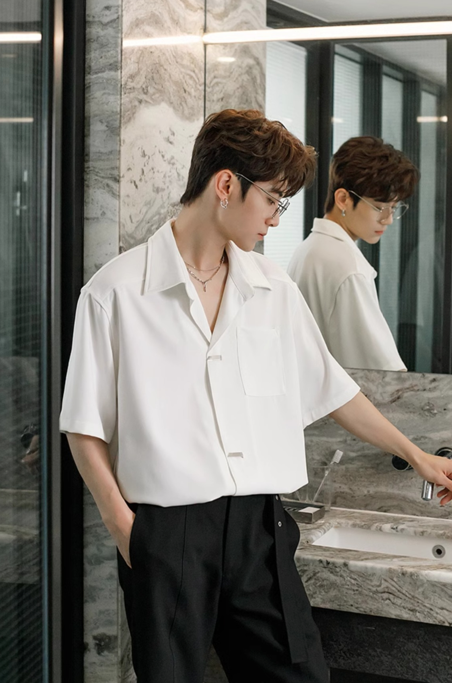 Casual short sleeve shirt
