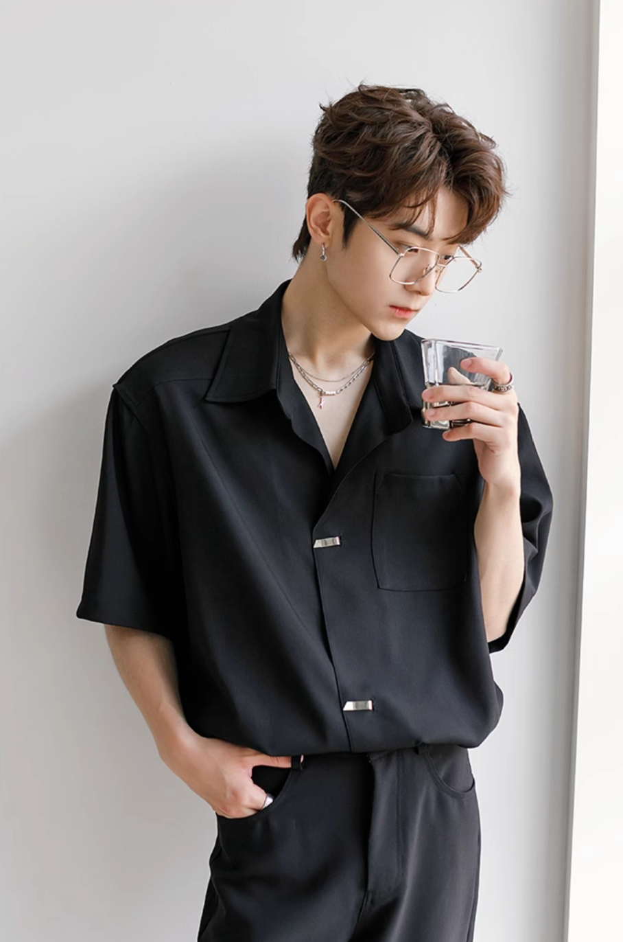 Casual short sleeve shirt