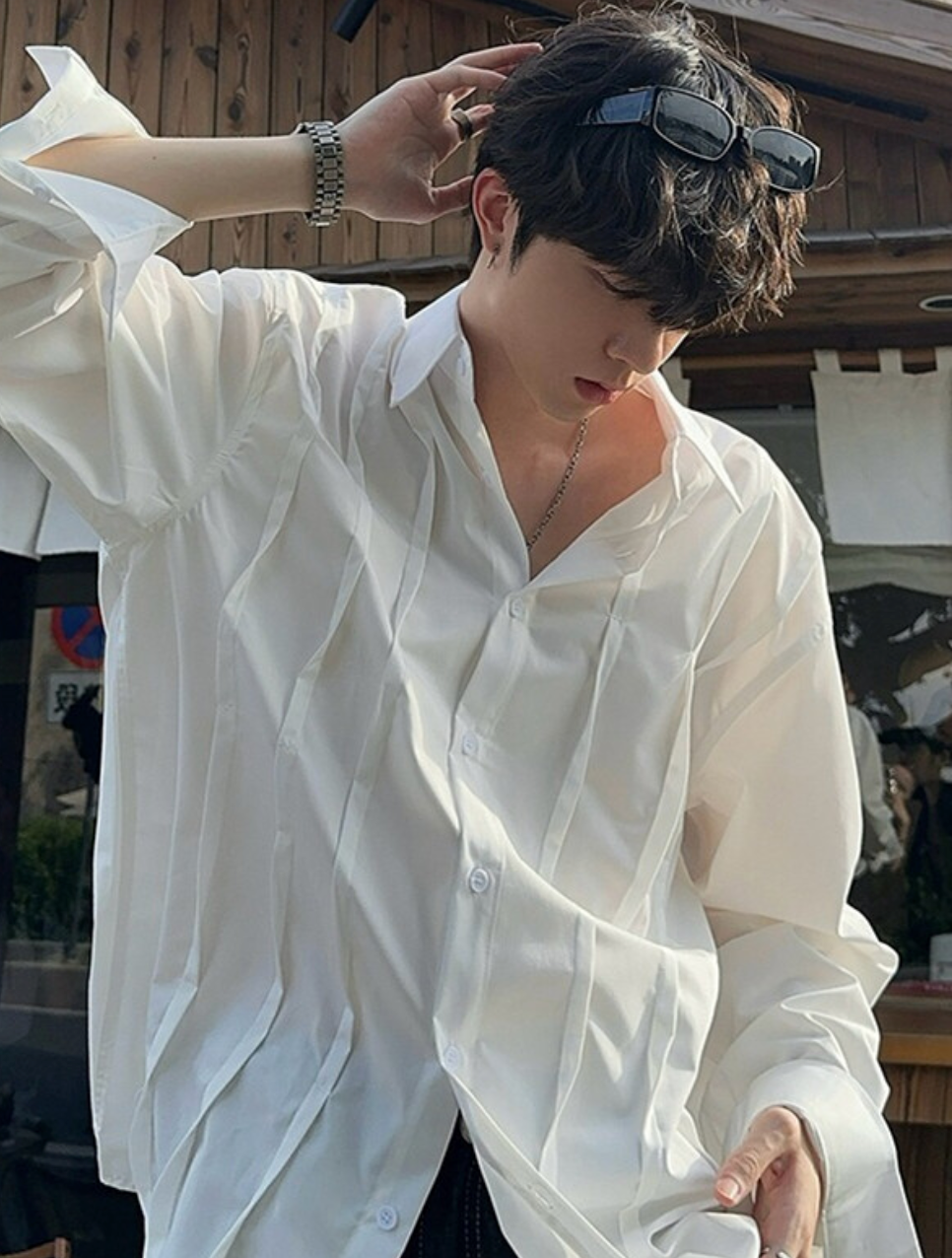 Design pleated shirt