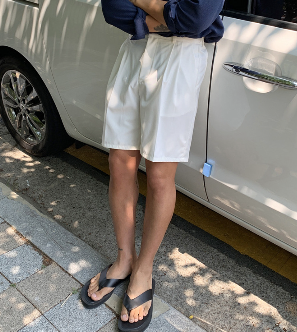 Short slacks pants