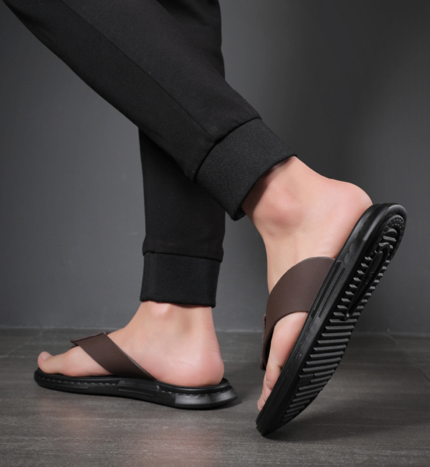 Leather beach sandals