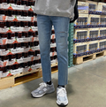 Straight skinny denim