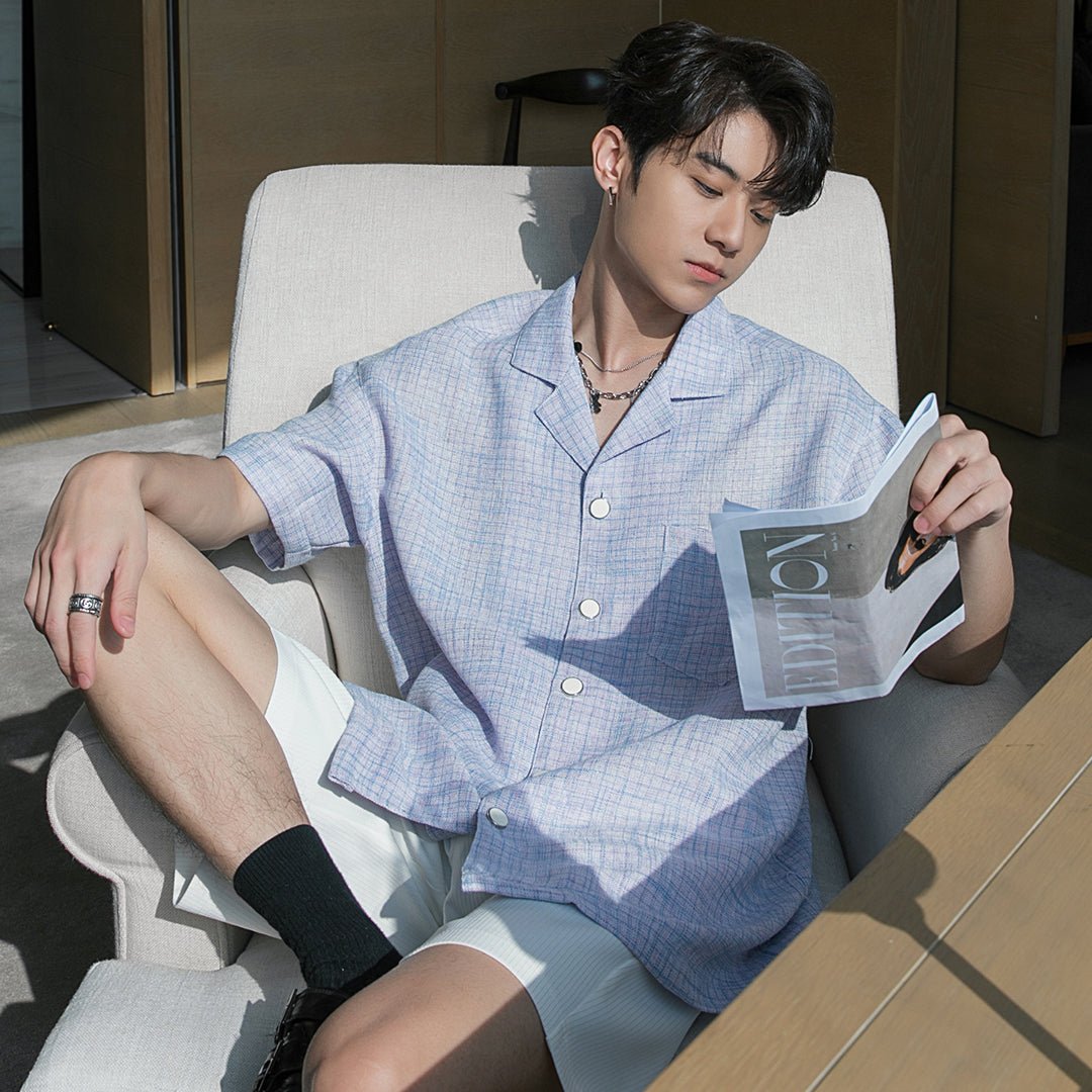 Design check pattern shirt