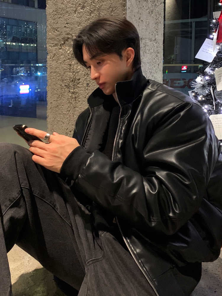 Stand collar thick leather jacket